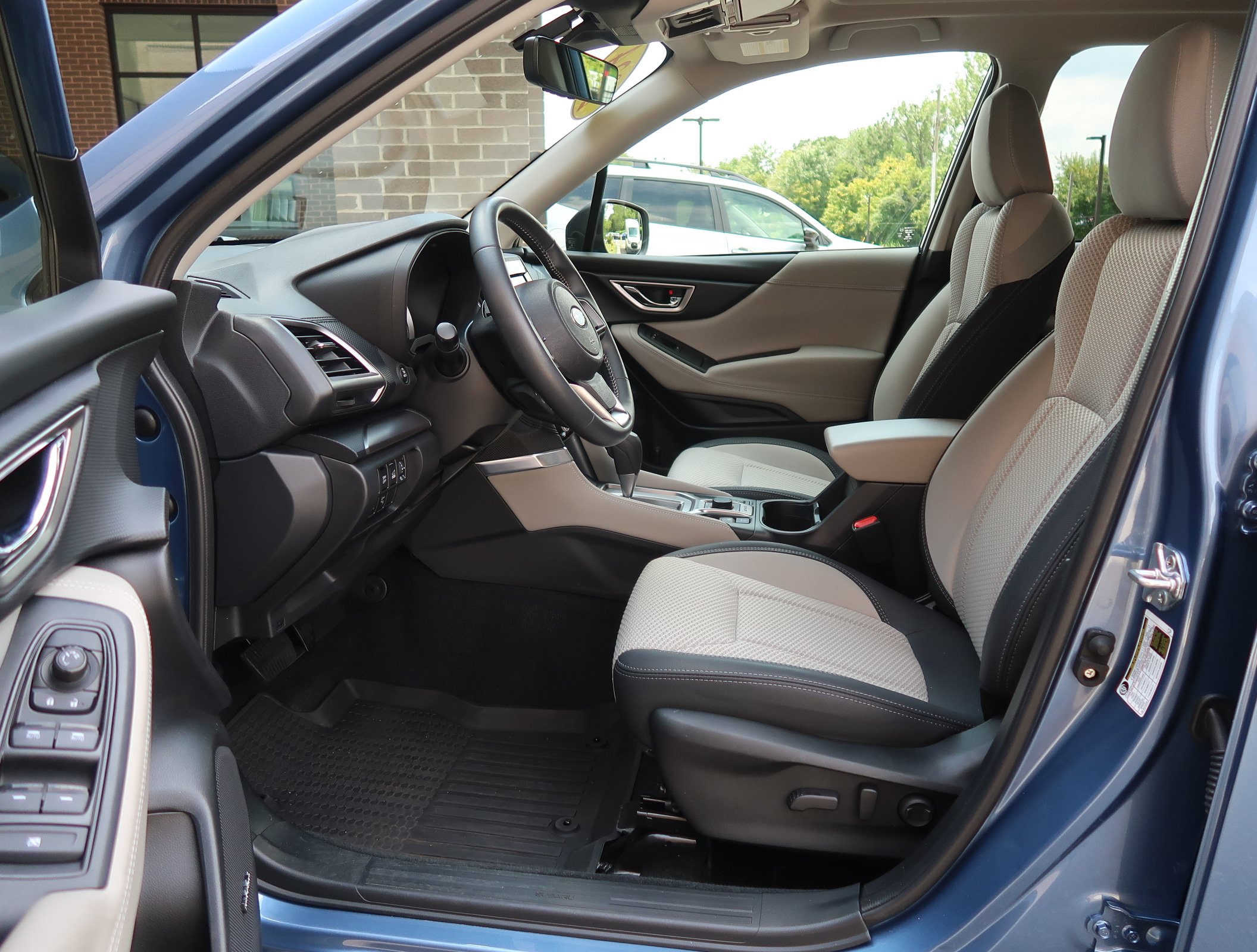 Certified 2024 Subaru Forester Premium AWD/4WD image 12