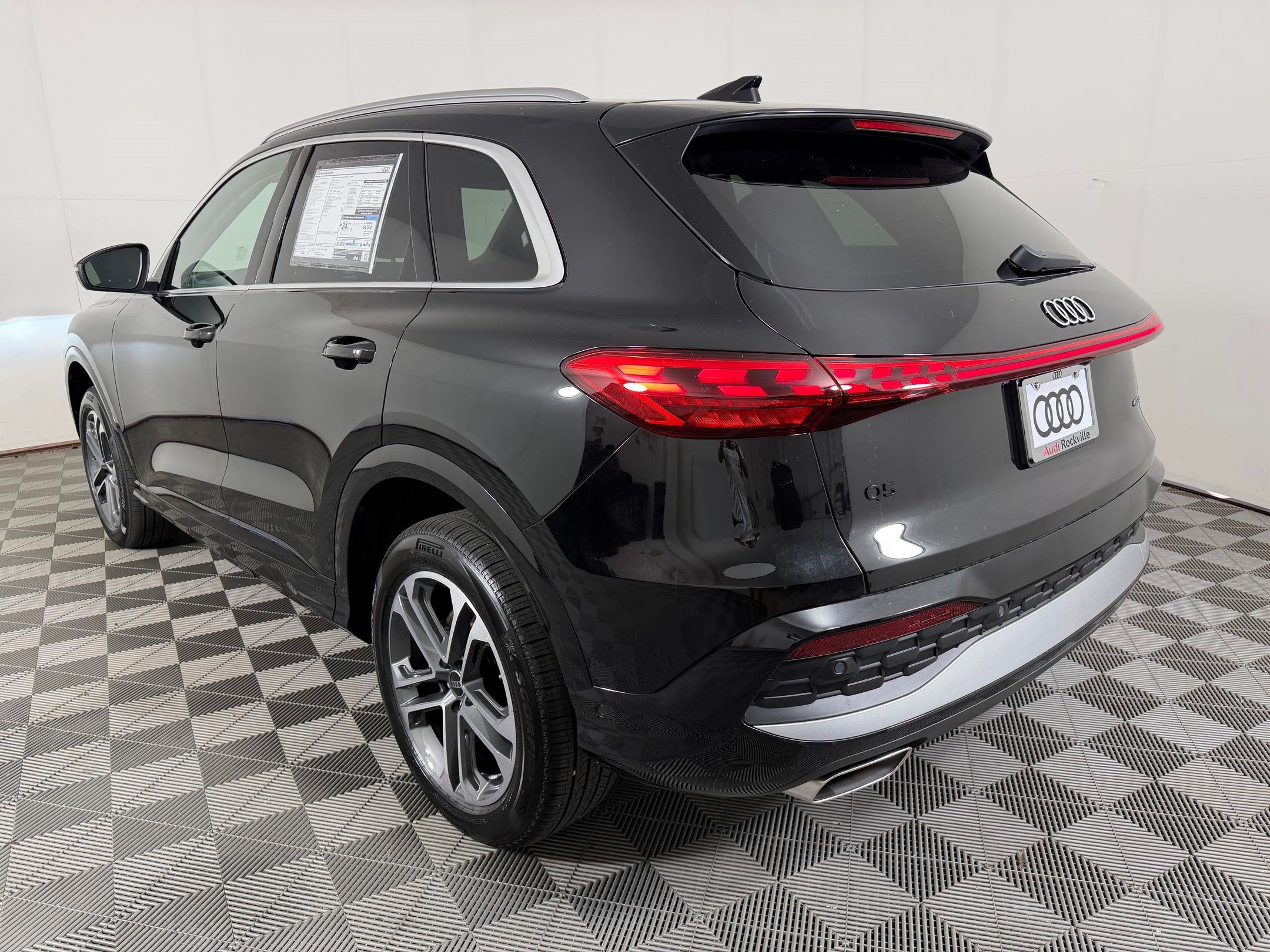 New 2026 Audi Q5 Premium AWD/4WD image 3