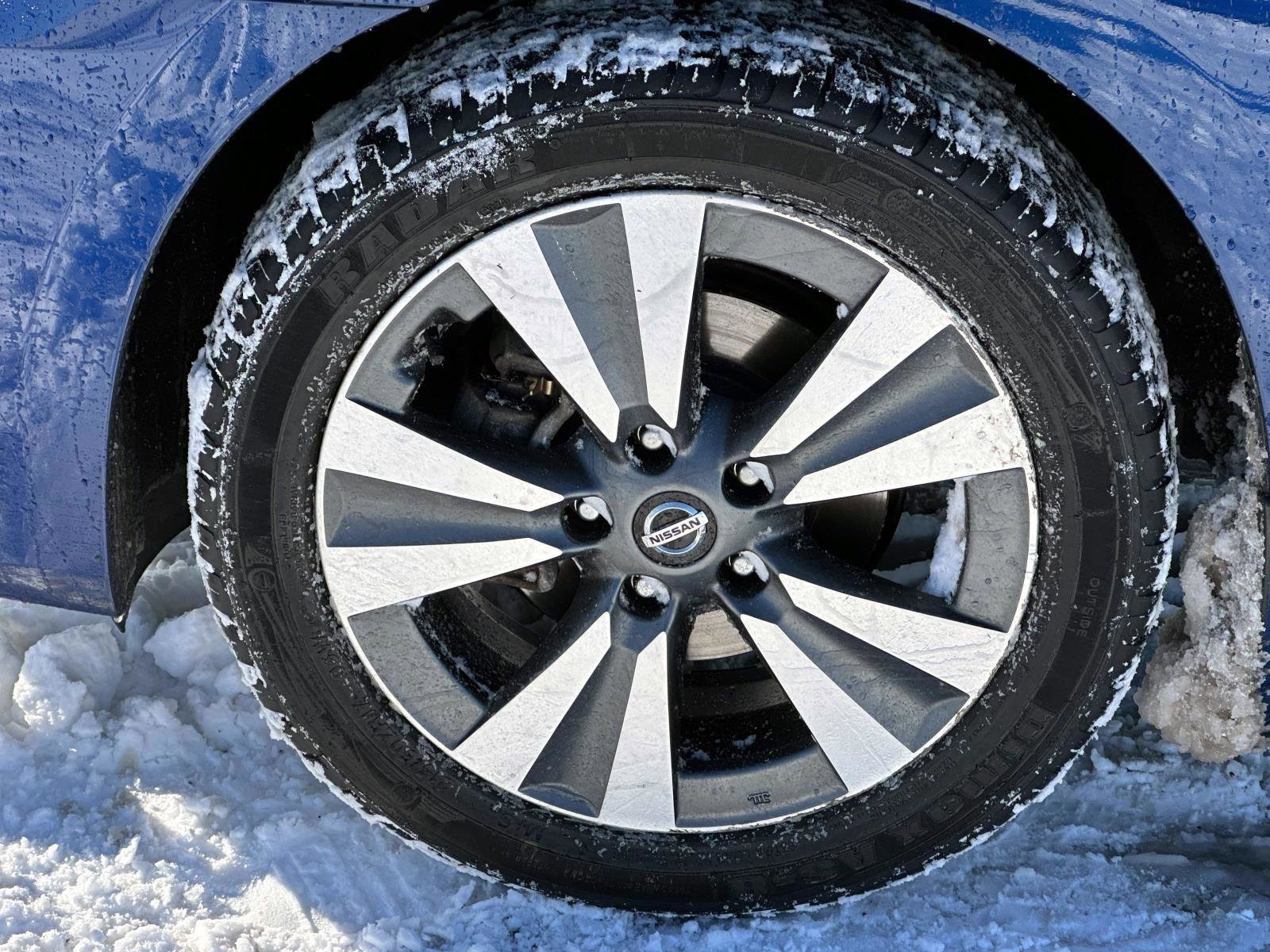 Used 2019 Nissan Sentra SV w/ Special Edition Package image 8