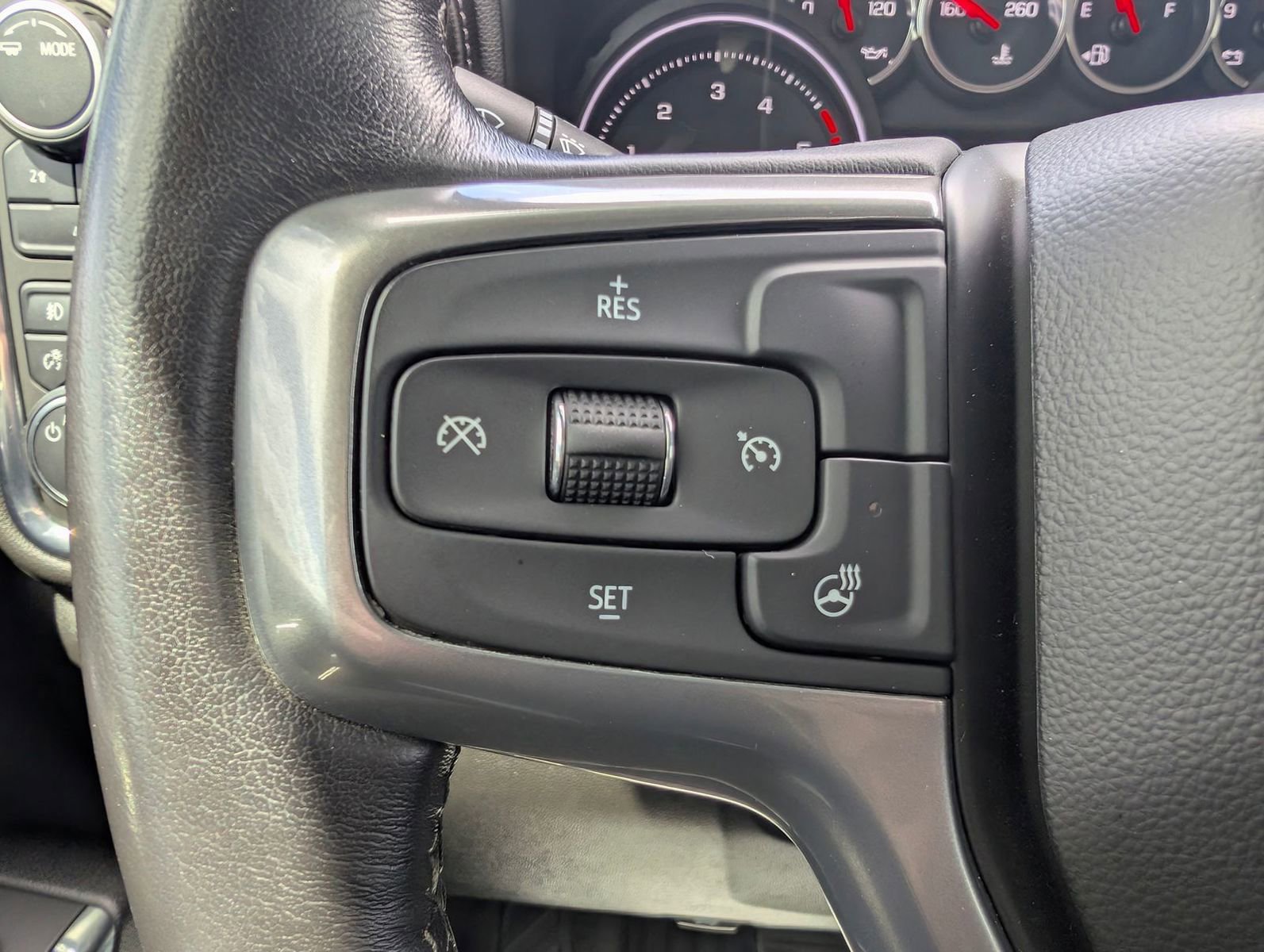 Used 2022 Chevrolet Silverado 2500 LT w/ Convenience Package AWD/4WD image 14