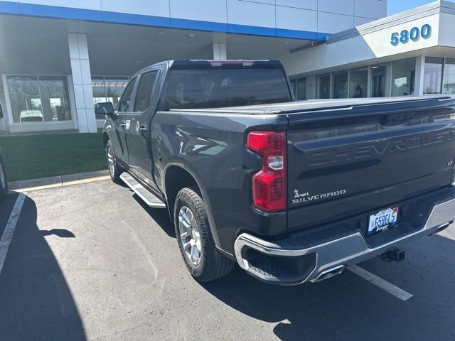 Used 2022 Chevrolet Silverado 1500 LT image 2