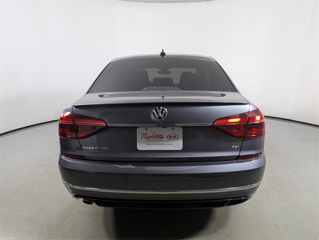 Used 2018 Volkswagen Passat 2.0T SEL Premium image 6