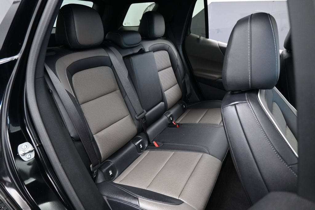 Used 2025 Chevrolet Equinox LT w/ Convenience Package II FWD image 53