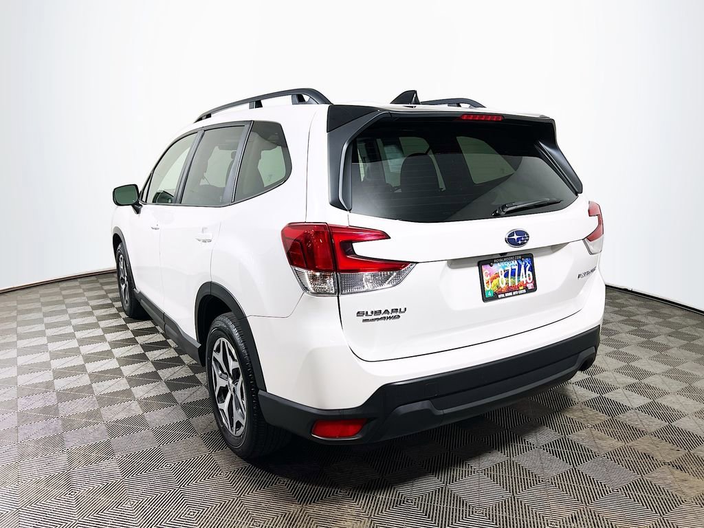 Certified 2024 Subaru Forester Premium AWD/4WD image 5