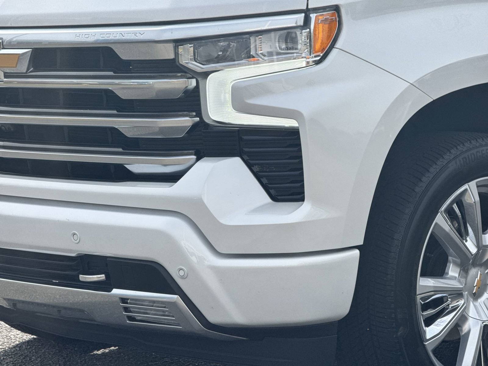 Used 2024 Chevrolet Silverado 1500 High Country w/ High Country Premium Package image 13