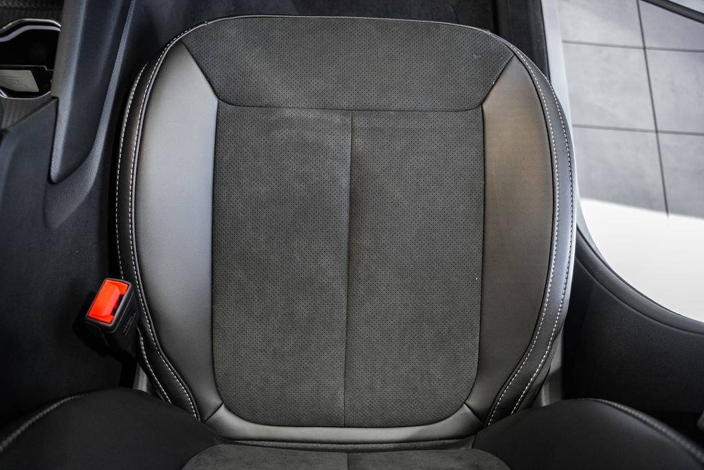 New 2025 Jeep Grand Cherokee Altitude image 28