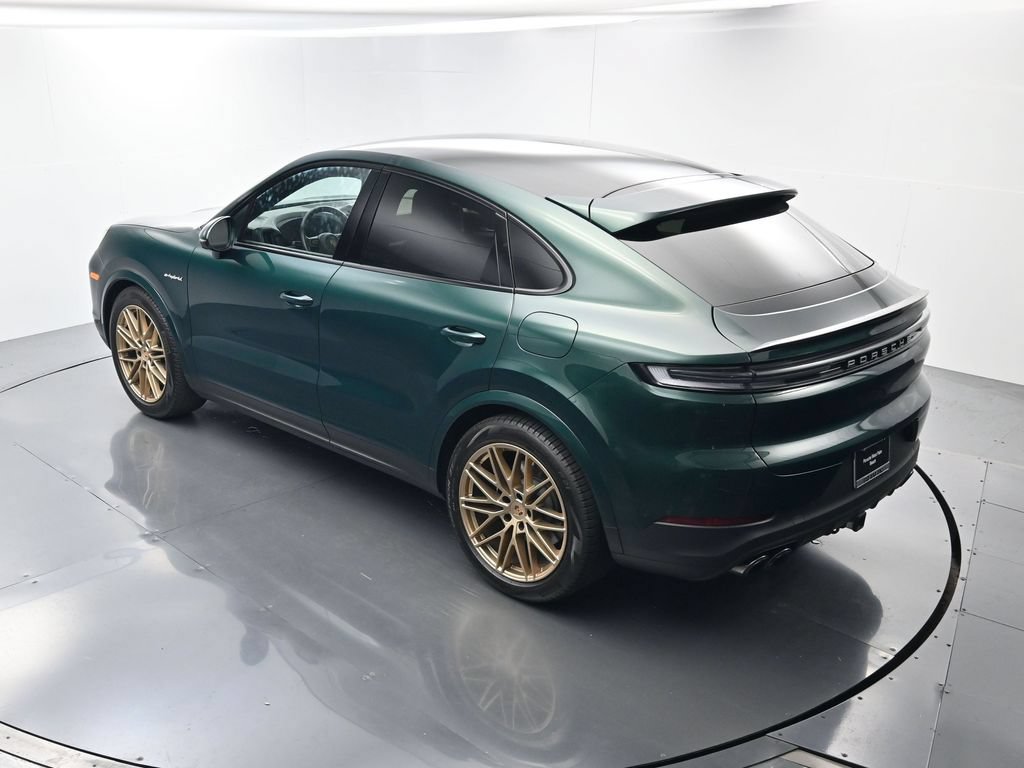 Certified 2025 Porsche Cayenne S AWD/4WD image 38