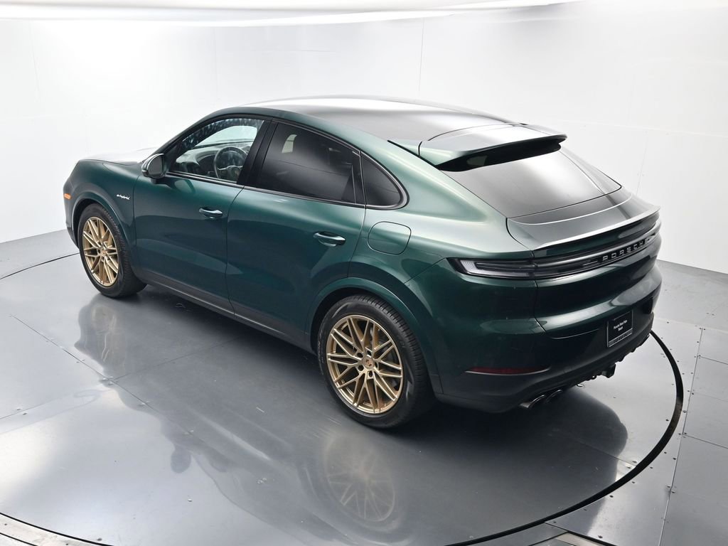 Certified 2025 Porsche Cayenne S AWD/4WD image 38