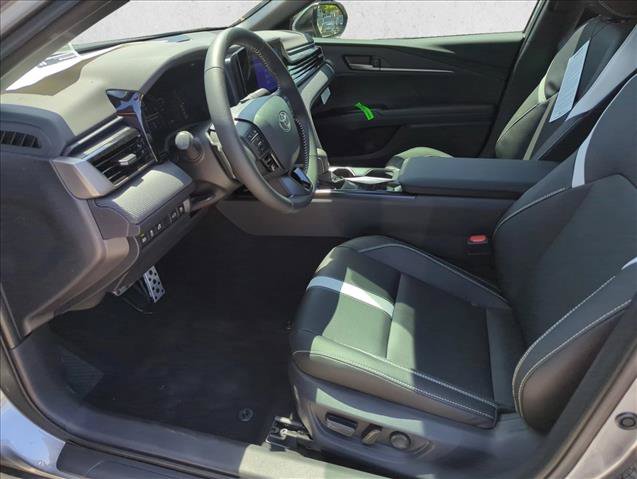 Used 2026 Toyota Camry SE FWD image 12