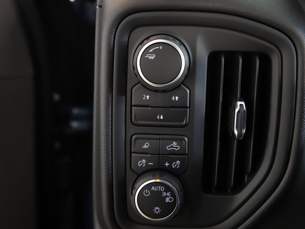 New 2025 Chevrolet Silverado 2500 Custom w/ Custom Value Package image 20