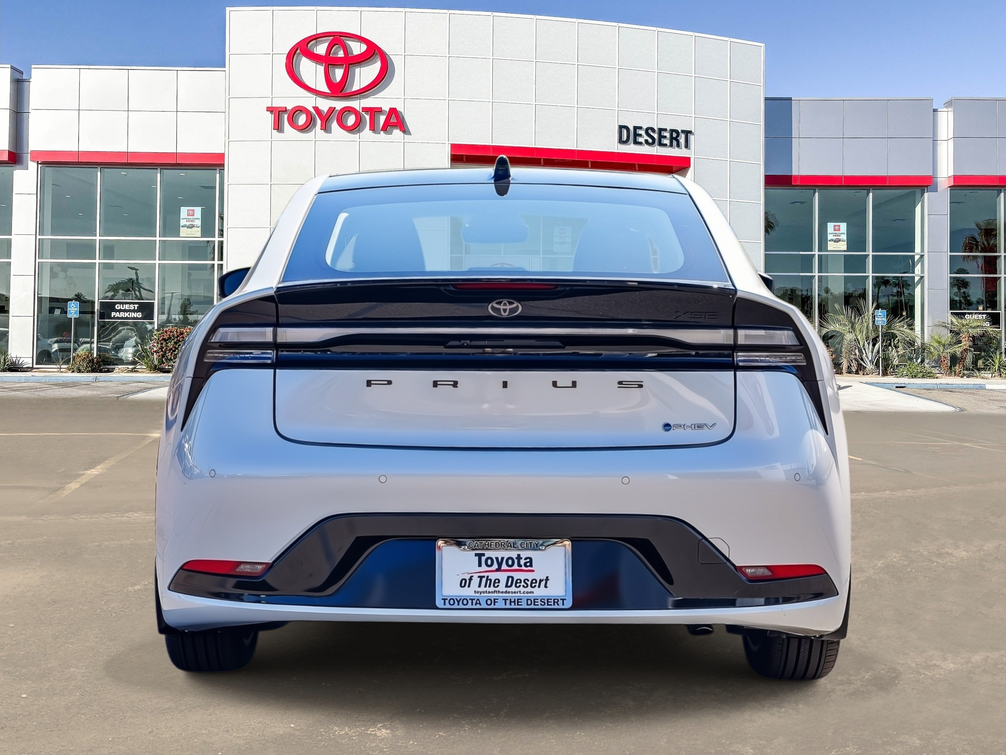 New 2026 Toyota Prius Plug-In Hybrid FWD image 6