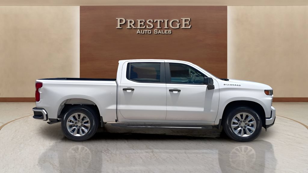 Used 2019 Chevrolet Silverado 1500 Custom w/ Custom Convenience Package RWD image 14