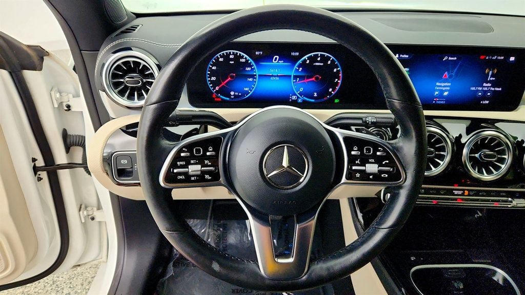 Used 2023 Mercedes-Benz CLA 250 w/ Premium Package image 13