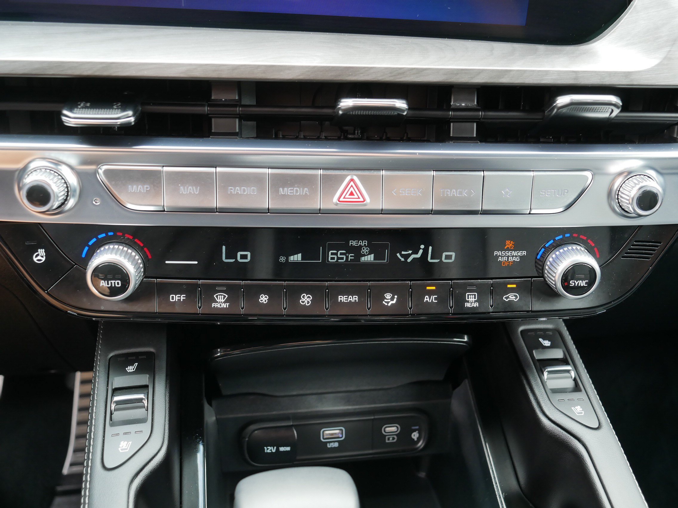Certified 2025 Kia Telluride SX Prestige X-Line AWD/4WD image 23