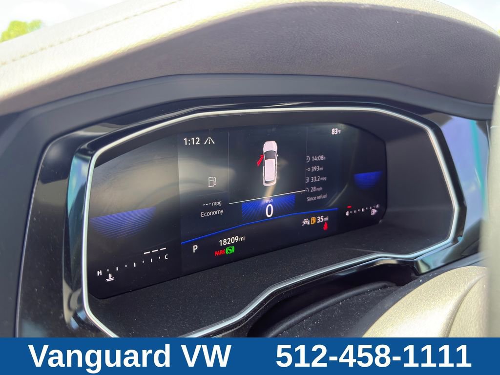 Used 2024 Volkswagen Jetta SE w/ Panoramic Sunroof Package FWD image 20