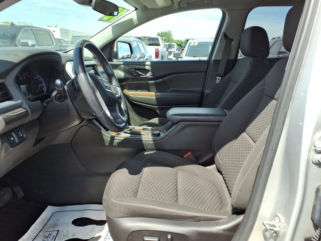 Used 2018 GMC Acadia SLE w/ LPO, Protection Package FWD image 14