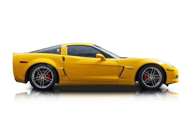 Used 2007 Chevrolet Corvette Z06 w/ Preferred Equipment Group image 2