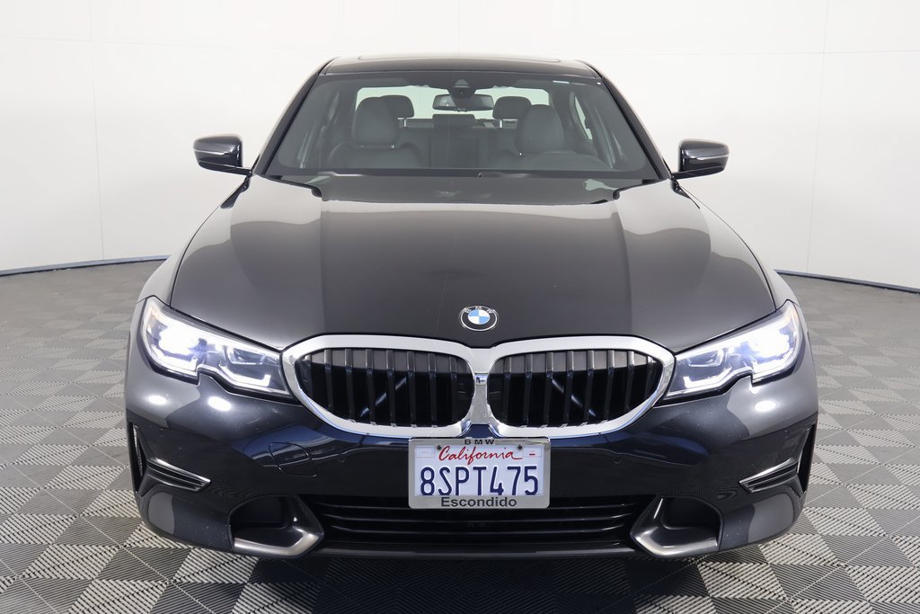 Used 2020 BMW 330i Sedan w/ Convenience Package RWD image 2