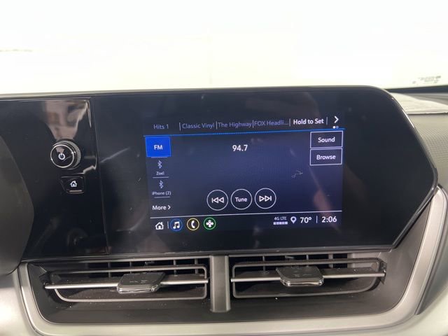 Used 2024 Chevrolet Trax RS image 20