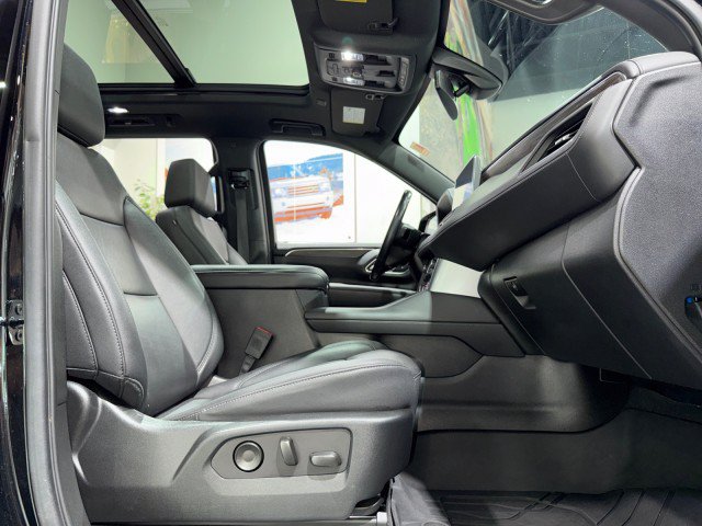Used 2022 Chevrolet Tahoe Z71 w/ Luxury Package AWD/4WD image 62