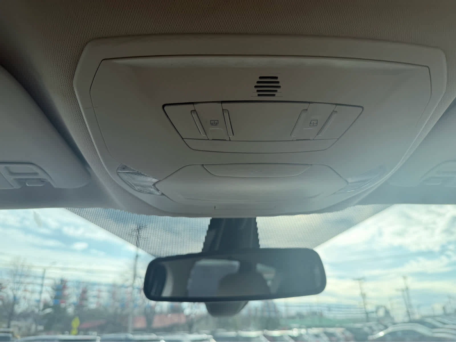 Used 2017 Ford Escape Titanium image 32