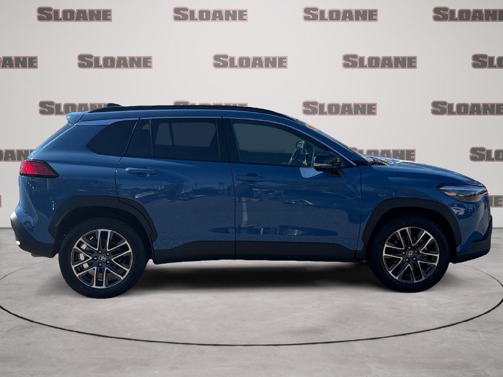 Used 2026 Toyota Corolla Cross XLE AWD/4WD image 6
