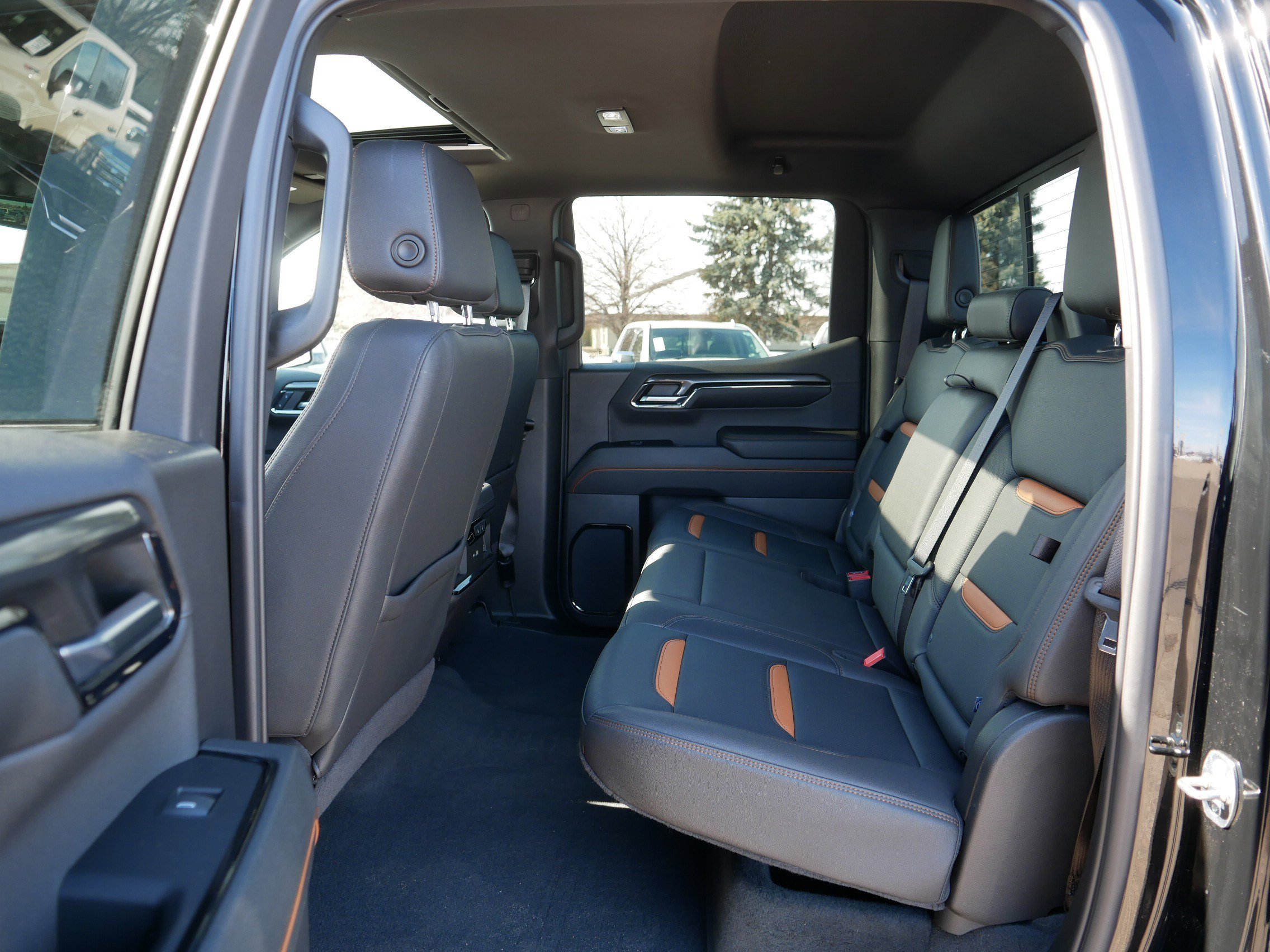 Certified 2024 GMC Sierra 1500 AT4 w/ Technology Package image 35