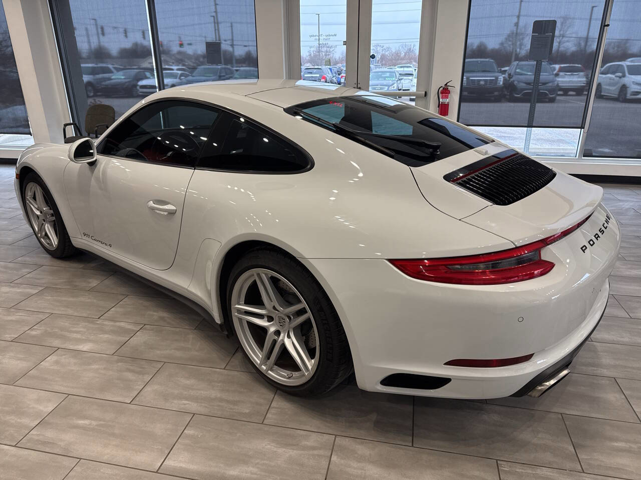 Used 2019 Porsche 911 Carrera 4 w/ Sportdesign Package image 6