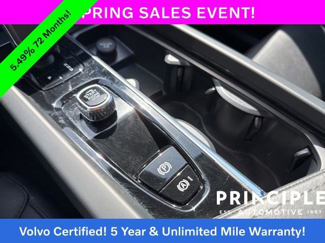 Certified 2025 Volvo XC60 B5 Core image 18