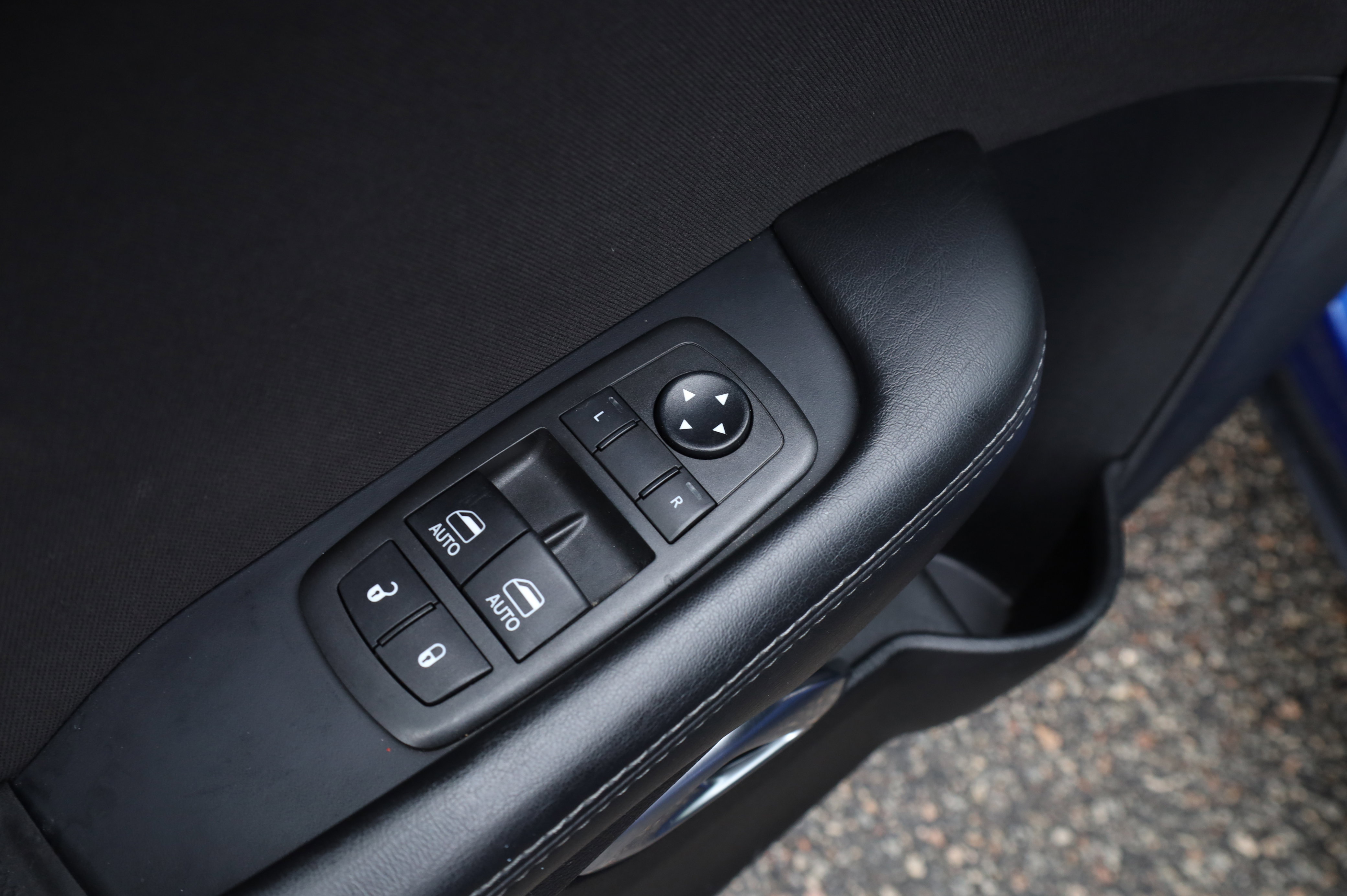 Used 2021 Dodge Challenger R/T w/ Blacktop Package image 21