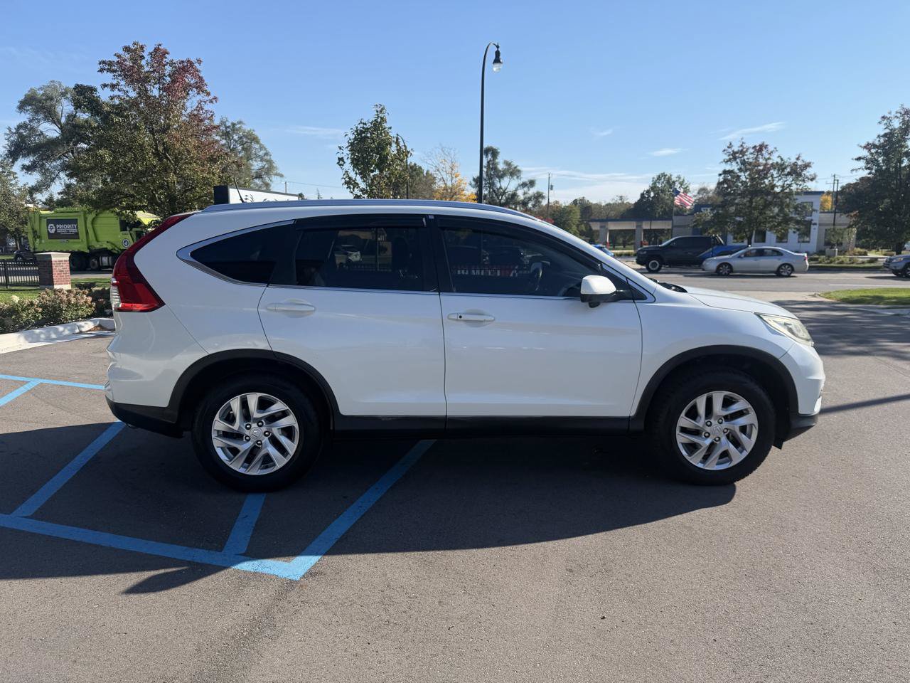 Used 2015 Honda CR-V EX-L image 4