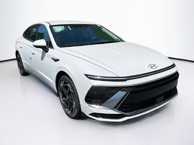 New 2026 Hyundai Sonata SEL FWD image 1