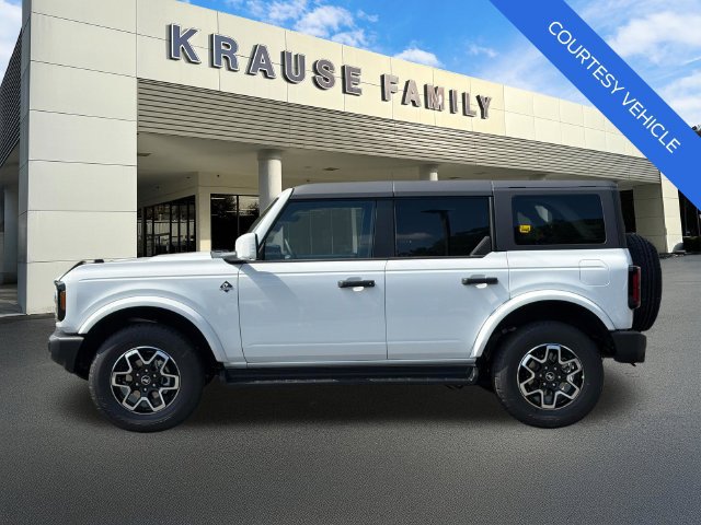 New 2026 Ford Bronco Outer Banks AWD/4WD image 4