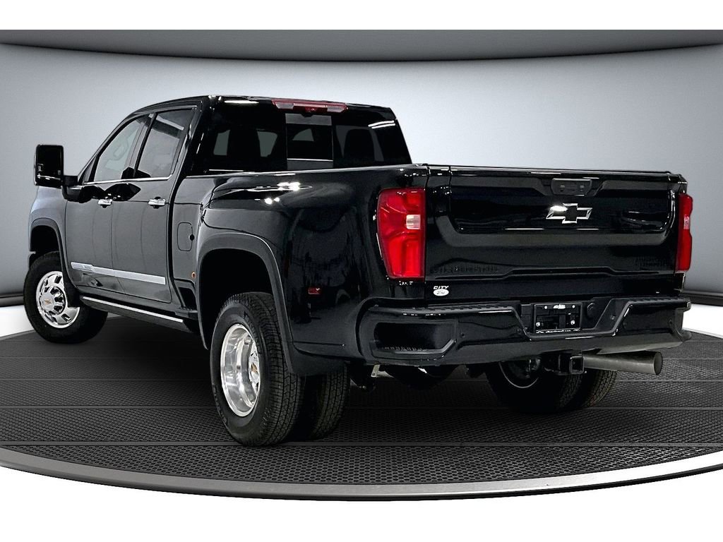 New 2026 Chevrolet Silverado 3500 High Country w/ High Country Premium Package image 4