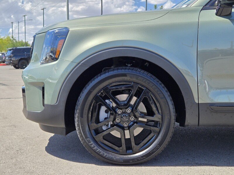 Certified 2025 Kia Telluride SX X-Line AWD/4WD image 10