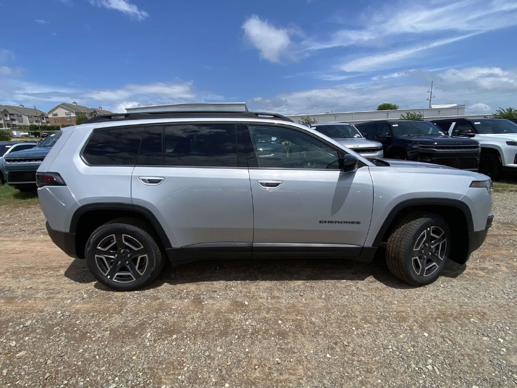 New 2026 Jeep Cherokee Laredo AWD/4WD image 35