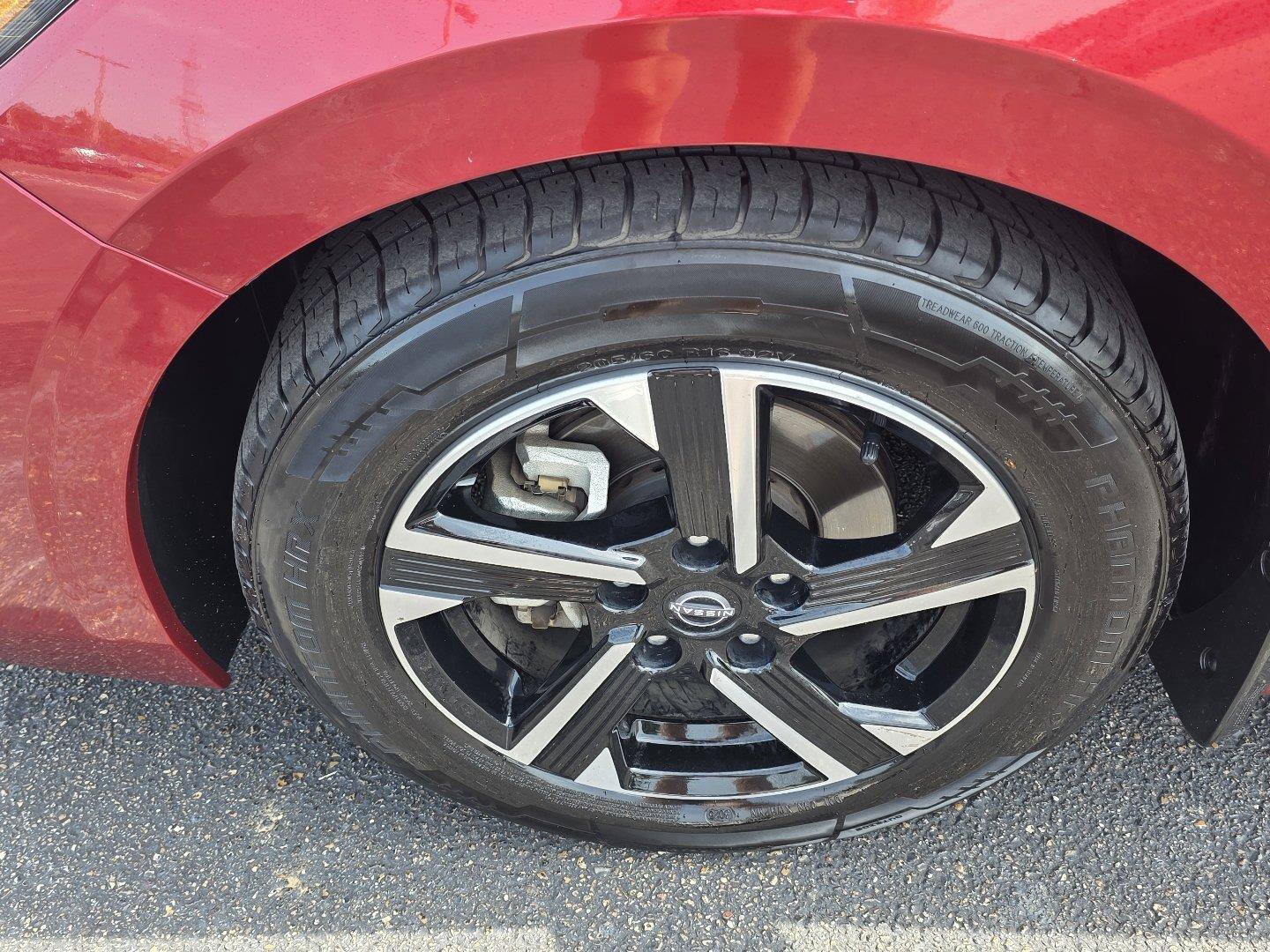 Used 2024 Nissan Sentra SV FWD image 35