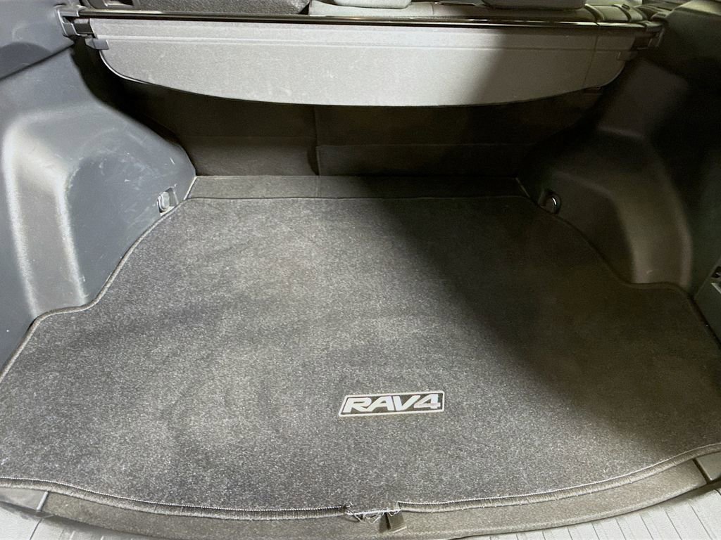 Certified 2019 Toyota RAV4 XLE image 26