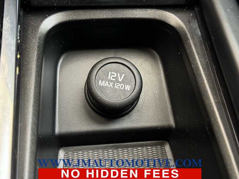 Used 2023 Volvo XC90 B5 Core w/ Protection Package Premier image 35