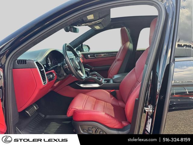 Used 2022 Porsche Cayenne Turbo S AWD/4WD image 21