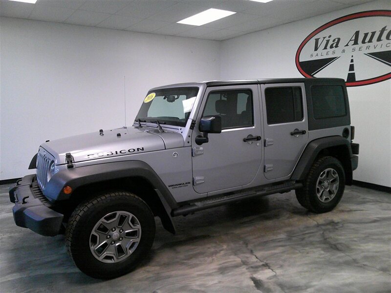 Used 2016 Jeep Wrangler Unlimited Rubicon w/ Connectivity Group AWD/4WD image 6