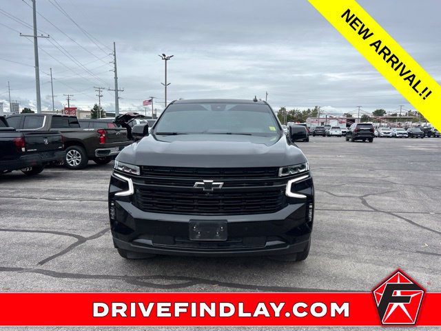 Used 2023 Chevrolet Suburban RST w/ Luxury Package AWD/4WD image 2
