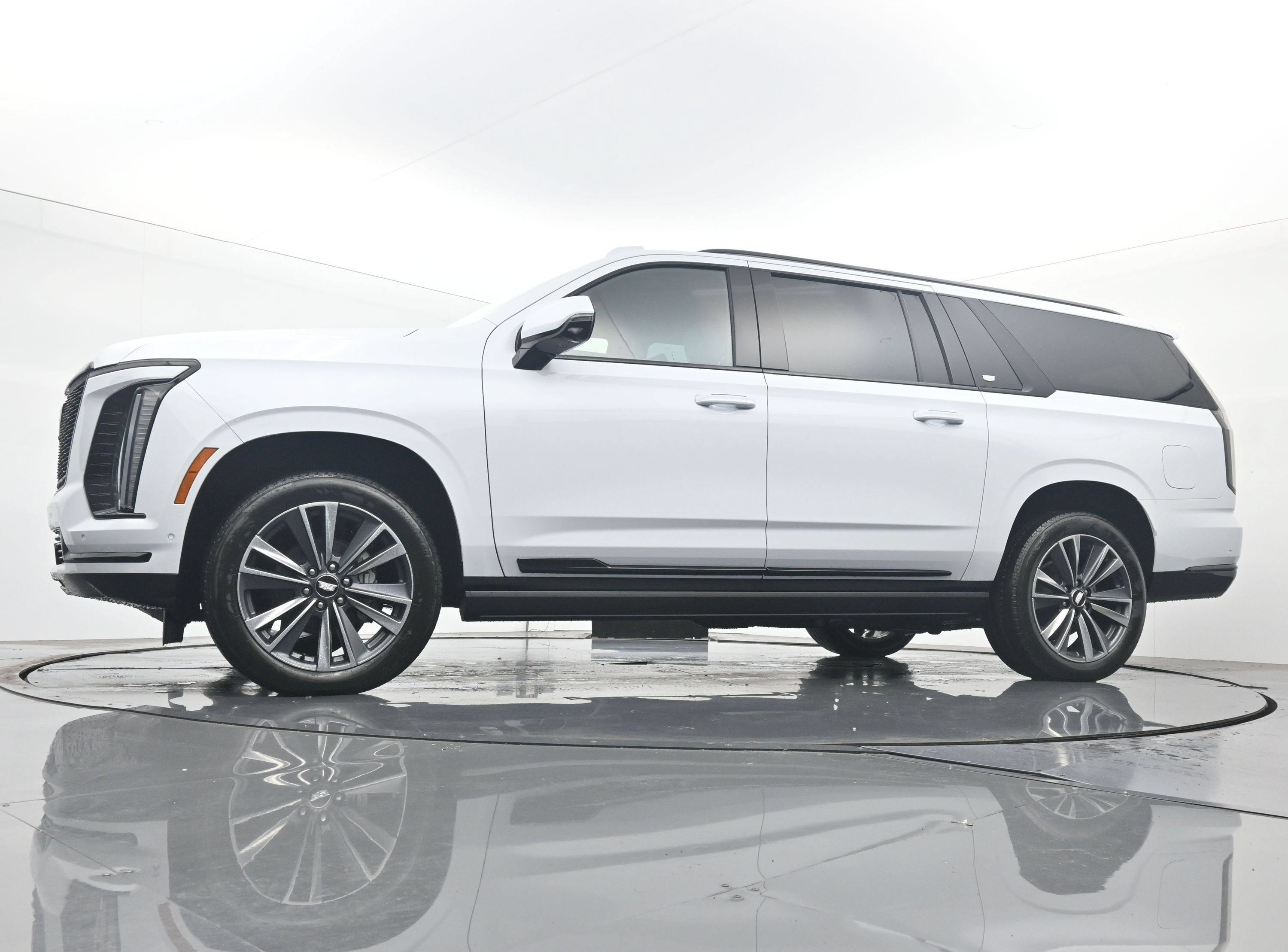 New 2026 Cadillac Escalade ESV Sport w/ Touring Package AWD/4WD image 16