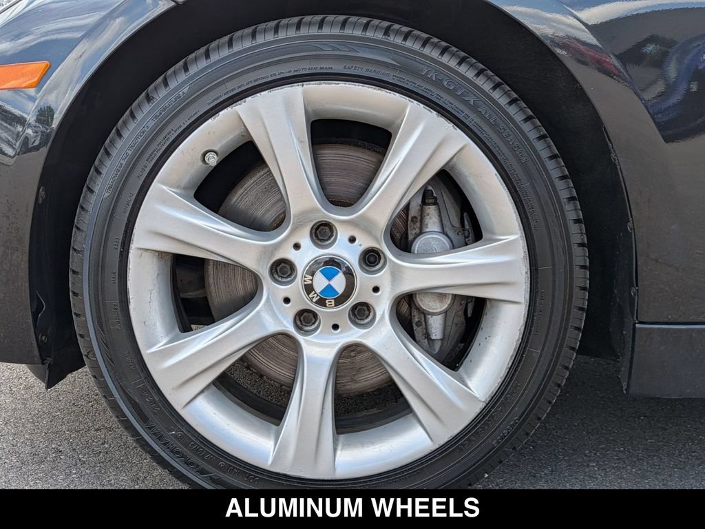 Used 2014 BMW 335i xDrive Sedan AWD/4WD image 18