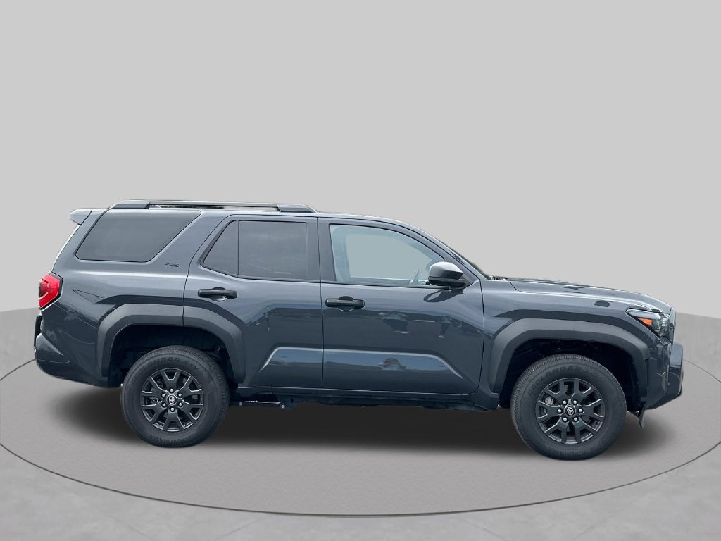 Used 2025 Toyota 4Runner SR5 AWD/4WD image 9