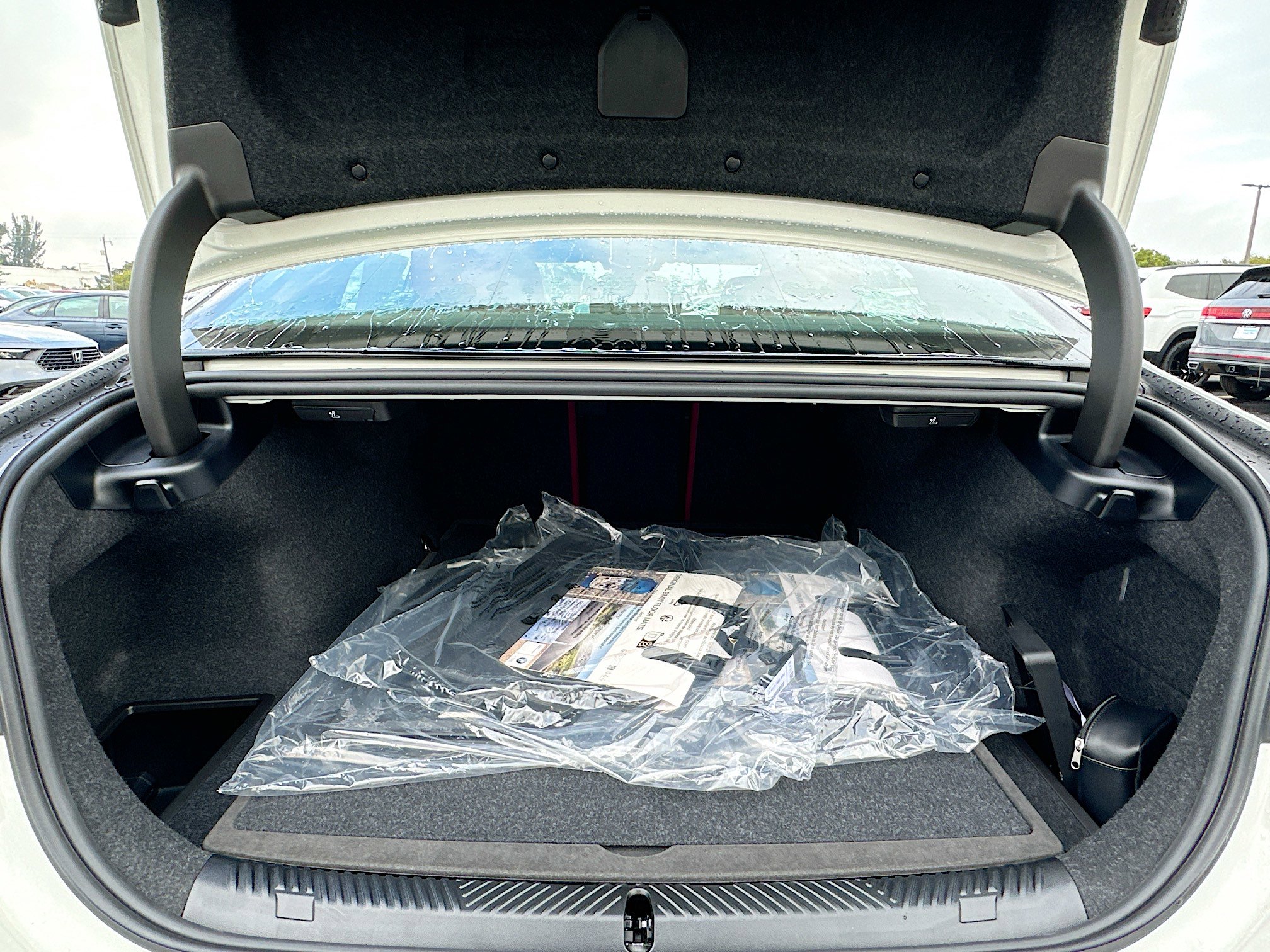 New 2026 BMW 530i 530i w/ Convenience Package image 21