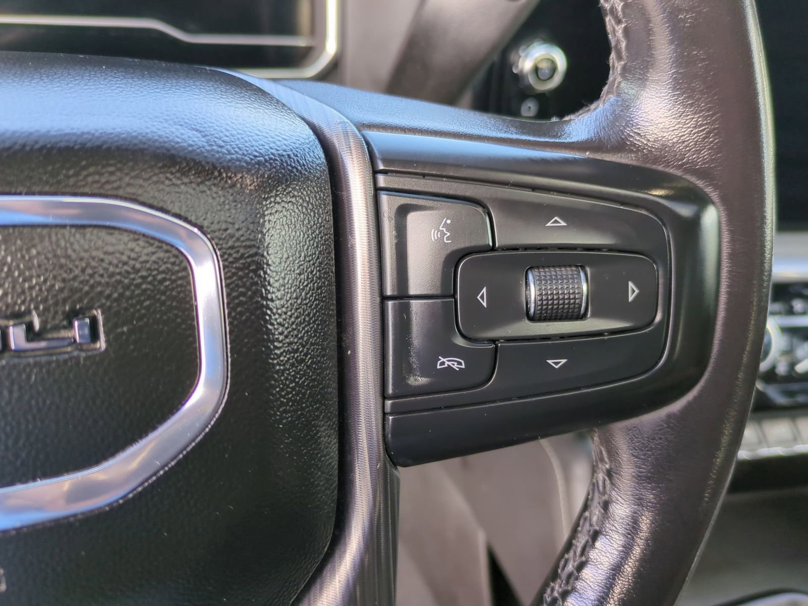 Used 2024 GMC Sierra 2500 Denali Ultimate w/ Max Trailering Package image 32