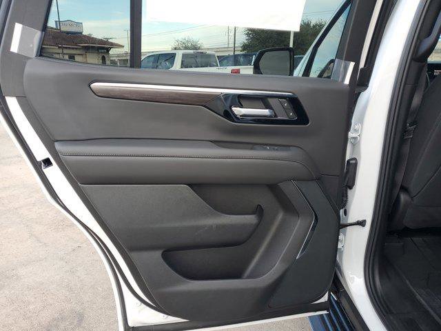 New 2026 Chevrolet Tahoe LS image 15