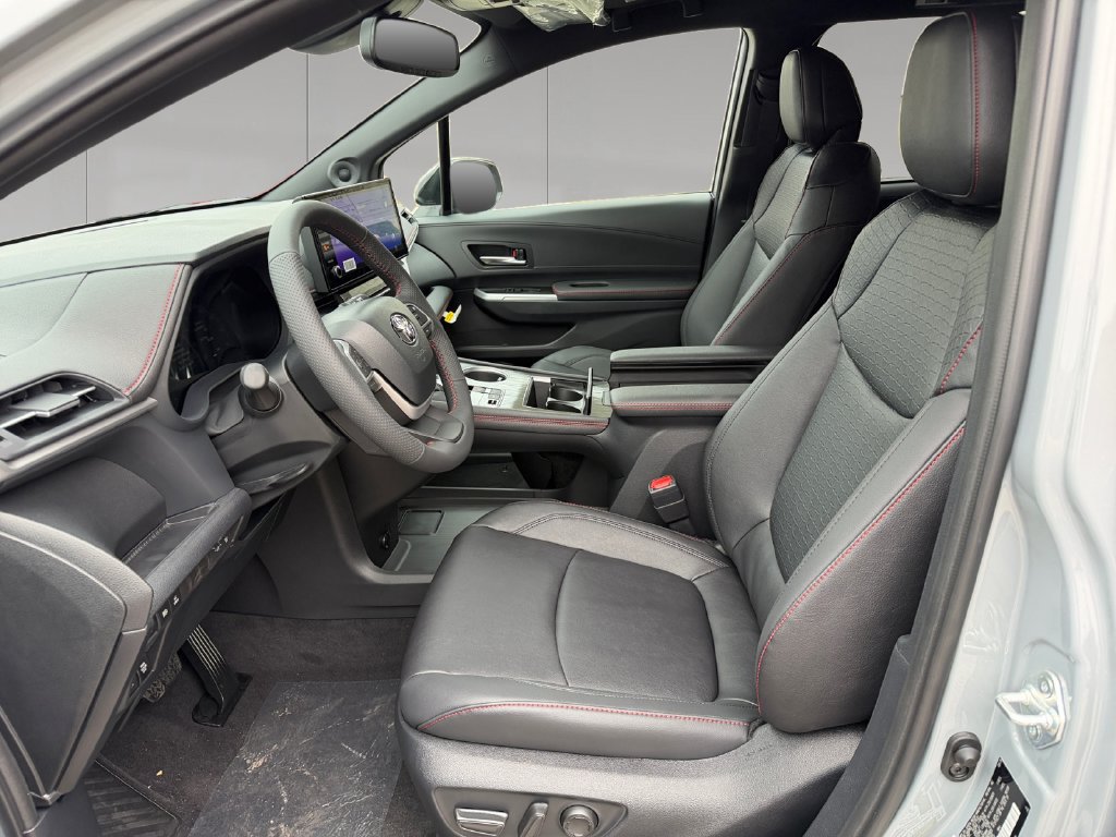 New 2026 Toyota Sienna XSE FWD image 11