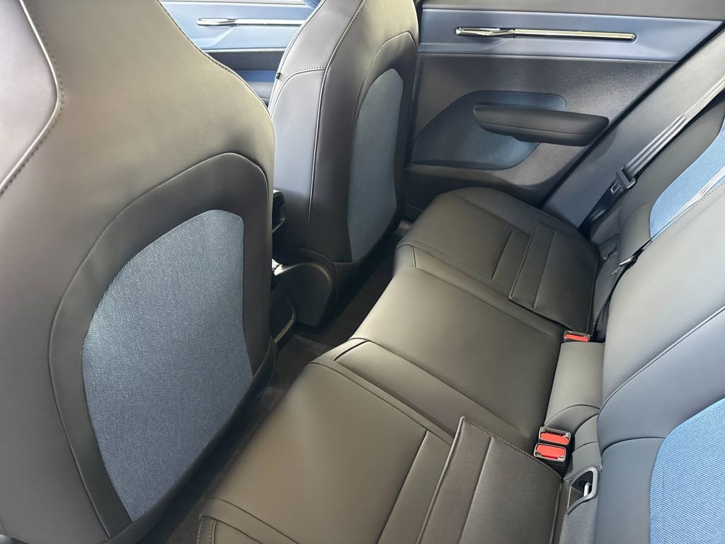 New 2026 Volvo EX30 Ultra w/ Climate Package image 11